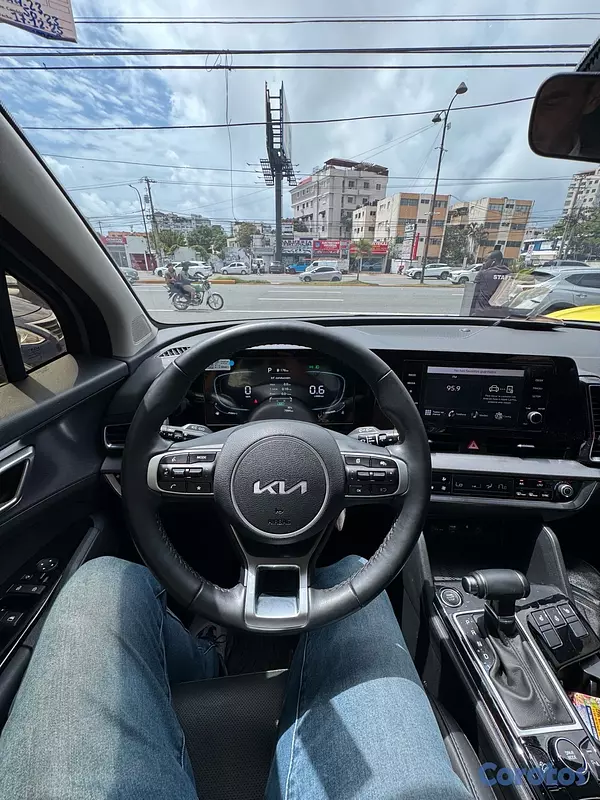 jeepetas y camionetas - Kia Sportage Luxury 2026 4