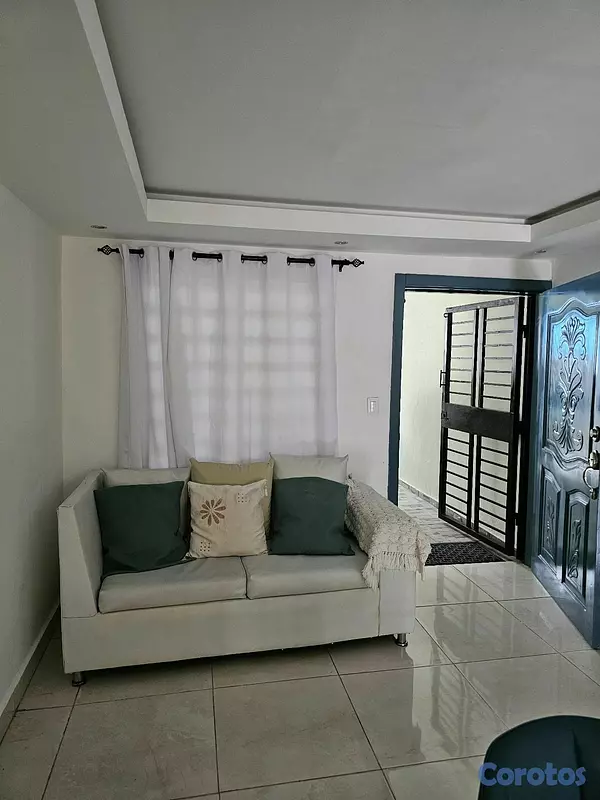 casas - Venta de casa en residencial Doña Carmen, Santo Domingo DN. 3