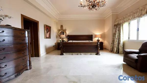 apartamentos - VENDO APARTAMENTO DE LUJO CON 600 MT2 EN LOS CACICAZGOS 7