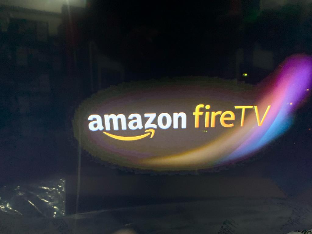 tv - Insignia smart tv de 32 pulgadas.