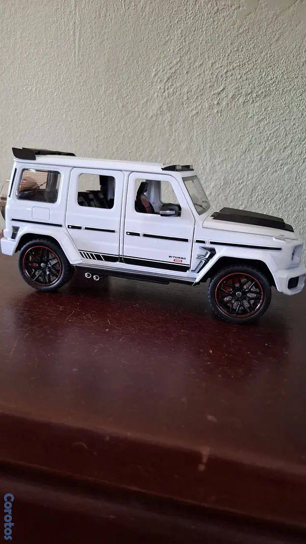 hobby y coleccion - Mercedes benz g wagon 800 2