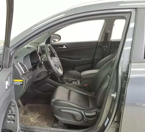 jeepetas y camionetas - HYUNDAI TUCSON 2020 GRIS OSCURO DIESEL 9