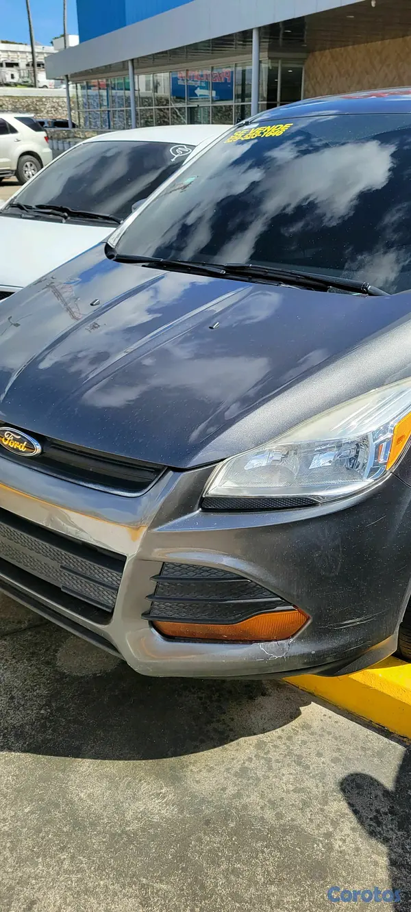 jeepetas y camionetas - VENDO FORD ESCAPE 2014 4