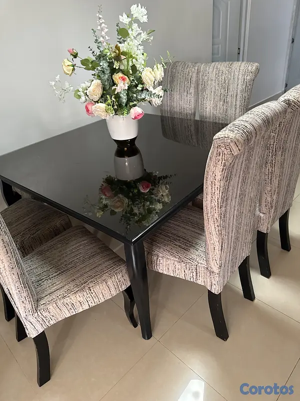 muebles y colchones - Comedor de 8 puestos en caoba 4
