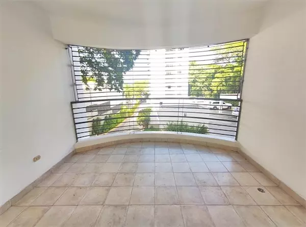 apartamentos - Segundo nivel de renta en Los Cerros de Gurabo  3