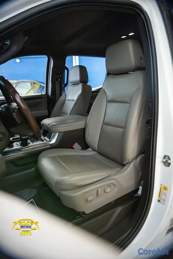 jeepetas y camionetas - Chevrolet Silverado LTZ Z71 4x4 Duramax 2023 Clean Carfax  7