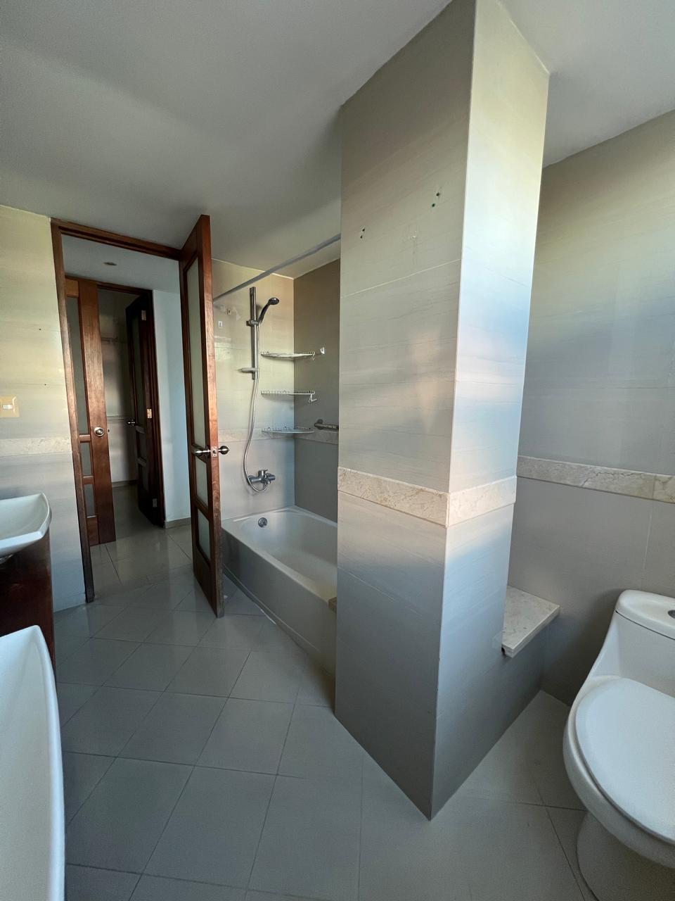 apartamentos - 🔵Apartamento piso 4 en evaristo morales  3
