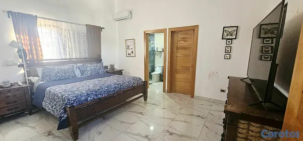 casas - Casa dos niveles en Colinas del Oeste 10