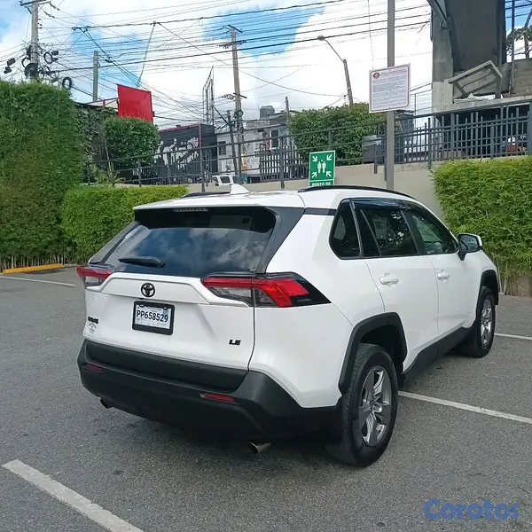 jeepetas y camionetas - TOYOTA RAV4 LE 2021 2