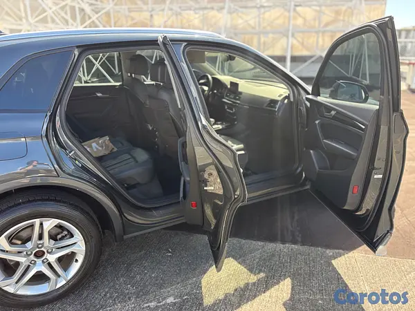 jeepetas y camionetas - Audi Q5 2018 Quattro Premium Plus 2.0T (Mantenimie 4
