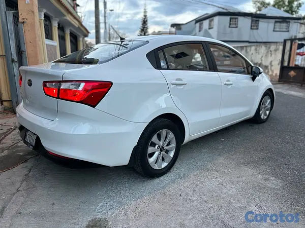 carros - Kia Rio 2017 (Viamar, Motor Doch) 5