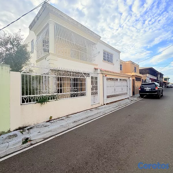 casas - venta de casa con 4 habitaciones en la autopista de san Isidro Santo Domingo 3