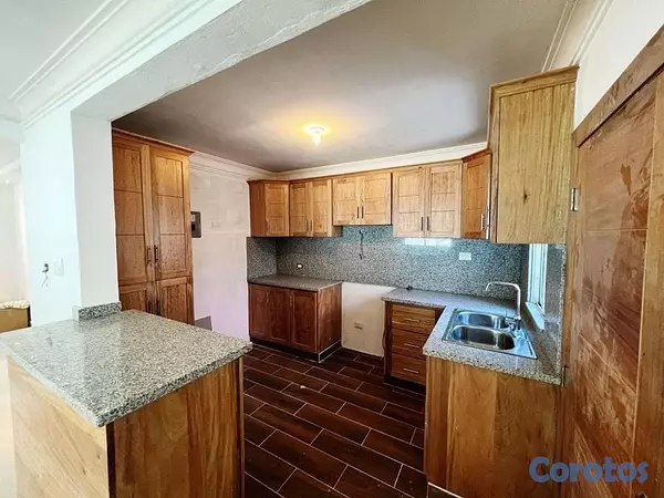 casas - Hermosa casa próximo Aut. de San Isidro  4