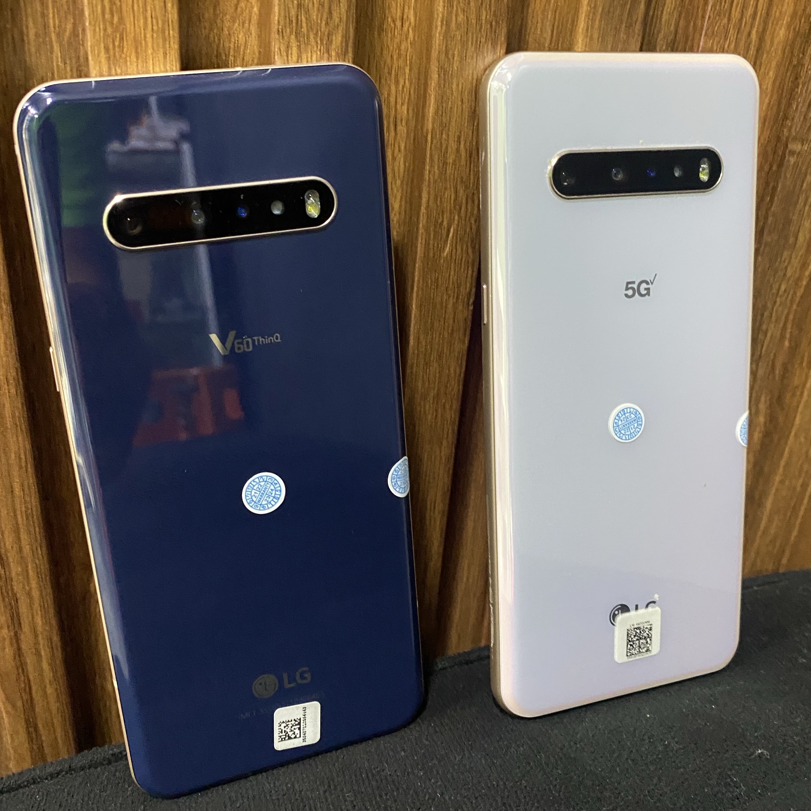celulares y tabletas - LG v60 