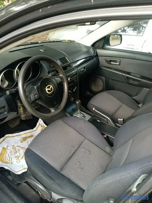 carros - MAZDA 3  6