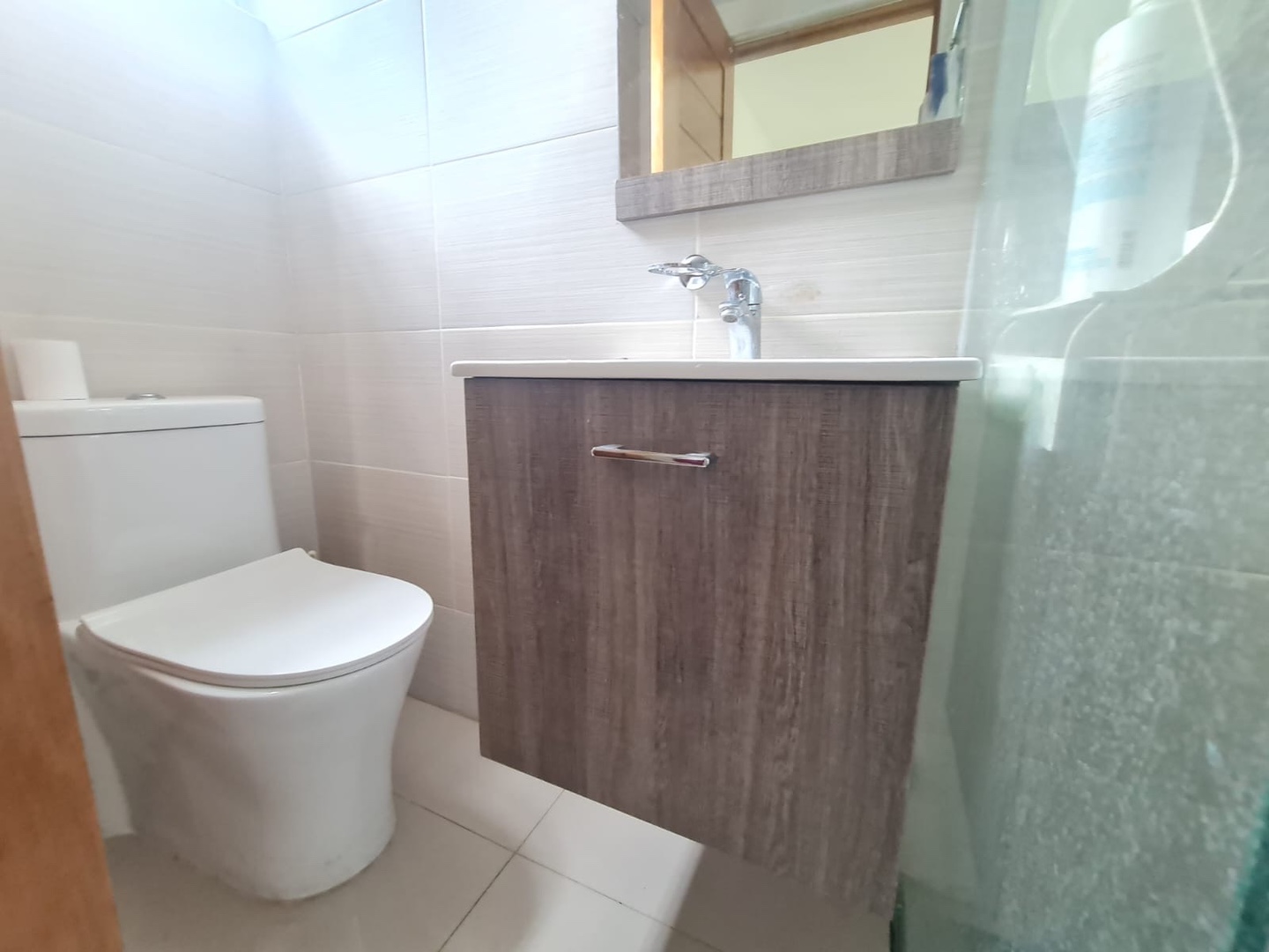 apartamentos - Vendo independencia cacique tipo Ph tres habitaciones 3.5 baños dos parqueos ter 8