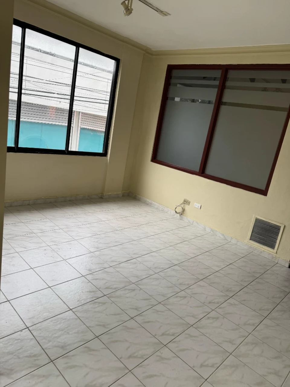 oficinas y locales comerciales - Proyecto comercial en venta en el centro de Sosúa 4