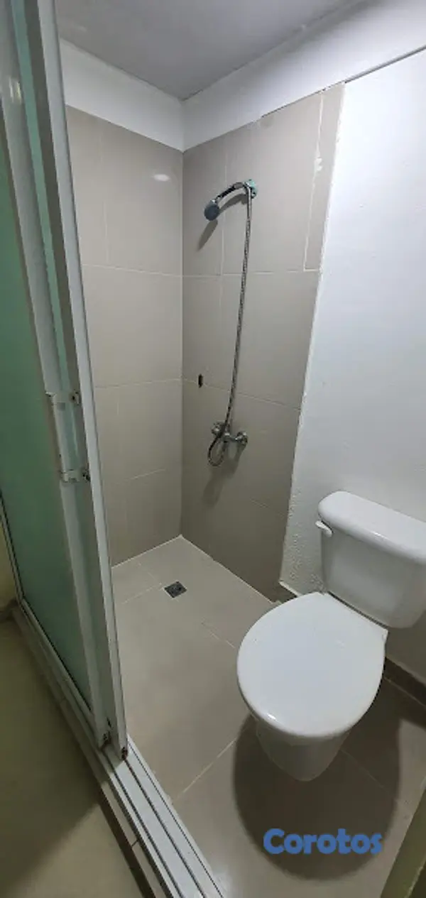 habitaciones y viviendas compartidas - Habitacion estudio 3035  4