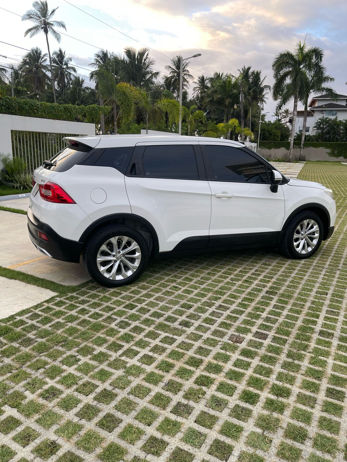 jeepetas y camionetas - brillance v3 2021 5