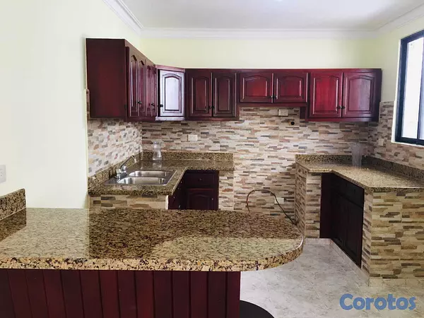 casas - Se vende Amplia Casa En Santiago  16