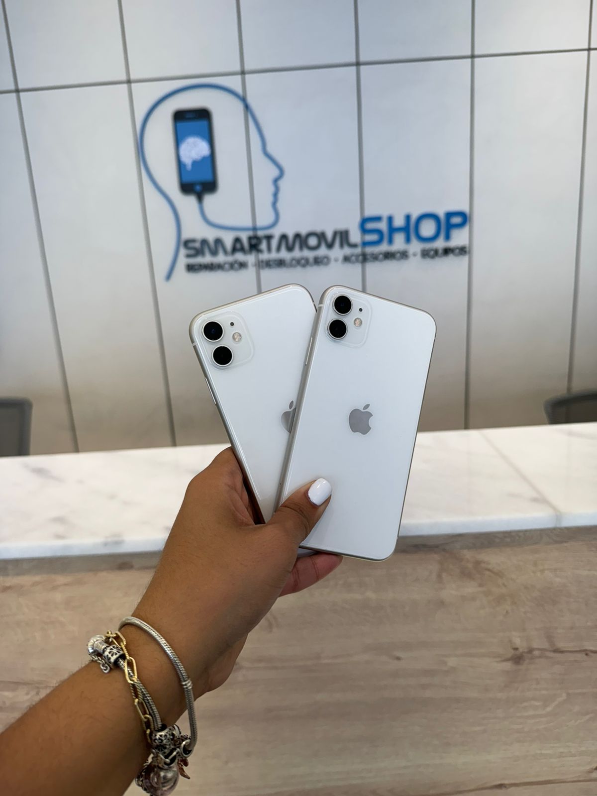 celulares y tabletas - IPHONE 11 NORMAL 128GB FACTORY UNLOCK CLASE A+ 0