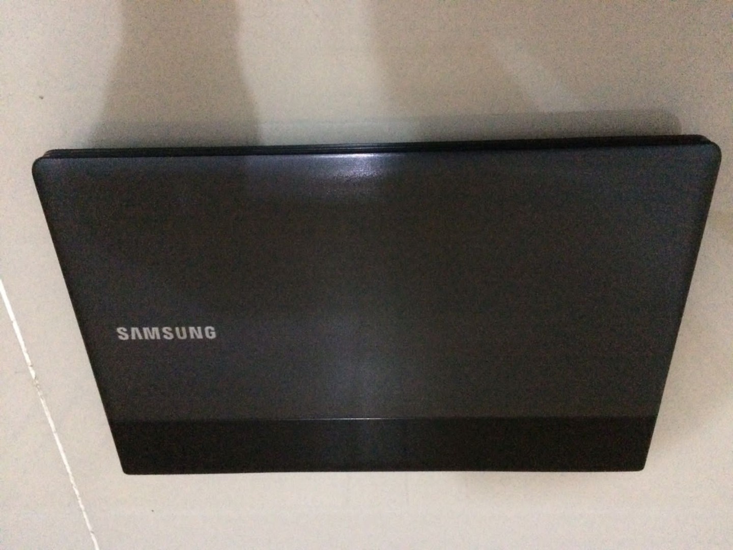 computadoras y laptops - SAMSUNG LAPTOP 15.6" ! NECESITA REPARAR !