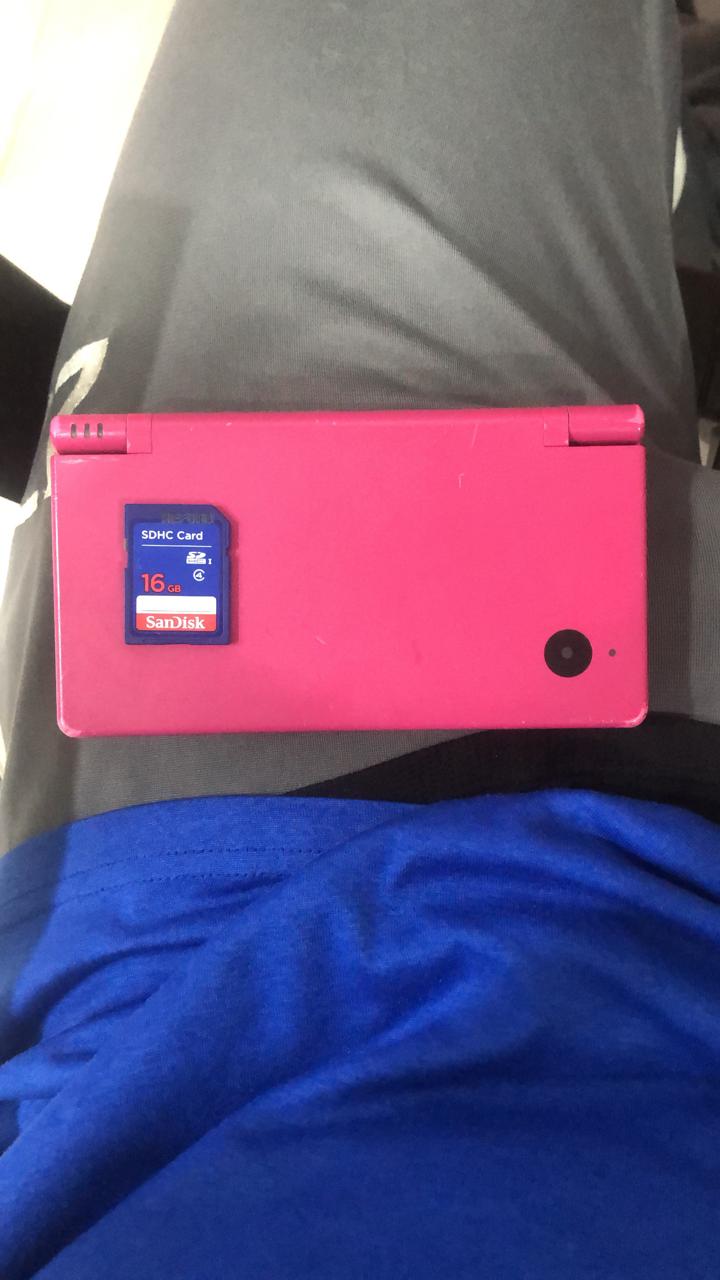 consolas y videojuegos - Nintendo Dsi 50 Juegos instalados  con su protecto