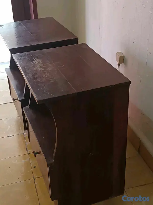 muebles y colchones - mesa noche en caoba 4