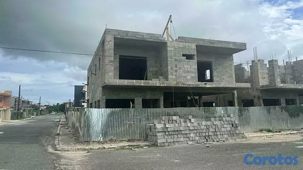casas - SE VENDE CASAS EN MADRE VIEJA SUR, SAN CRISTOBAL RD 4