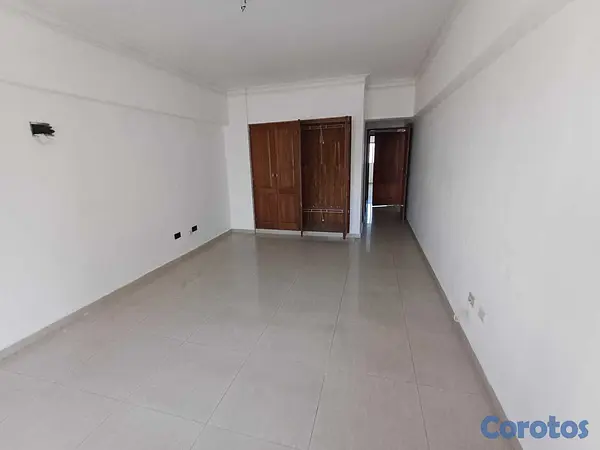 apartamentos - Rento apartamento en torre clásica torre con ascensor planta full en naco 3
