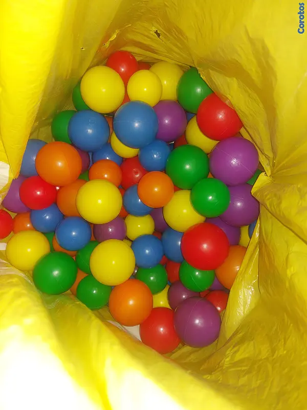 juguetes - Pelotas plasticas de colores para niños. 2