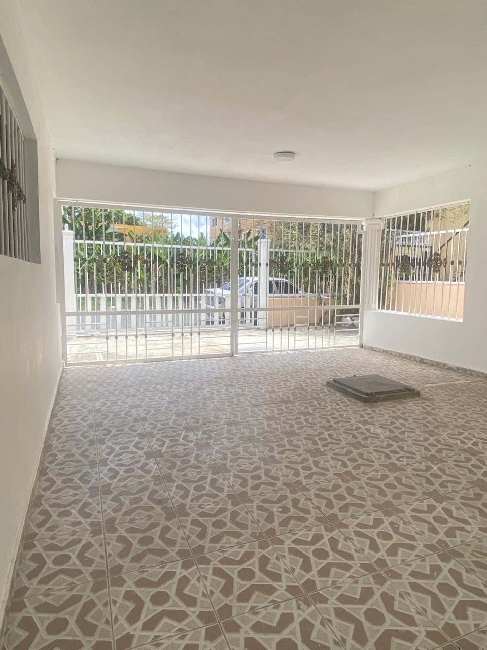 casas - venta de casa en la autopista de San isidro Brisa oriental con 352mts 2