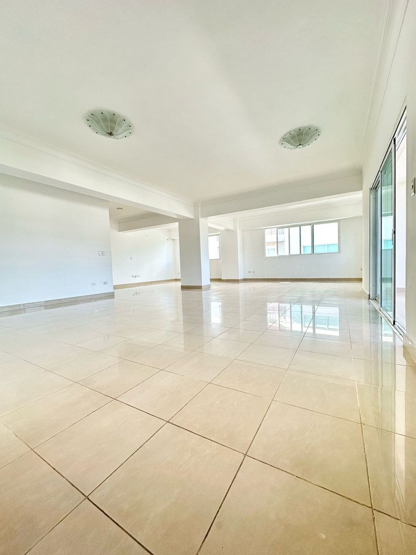 apartamentos - Amplio Apartamento 300 Mts2 en Cerros de Gurabo 5