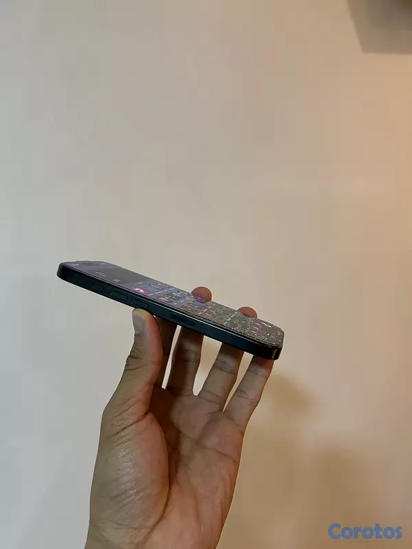 celulares y tabletas - IPHONE 16 PRO 5