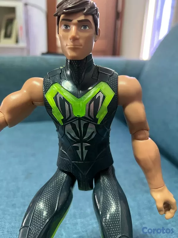 juguetes - Muñeco Max Steel Turbo deslizador, 2