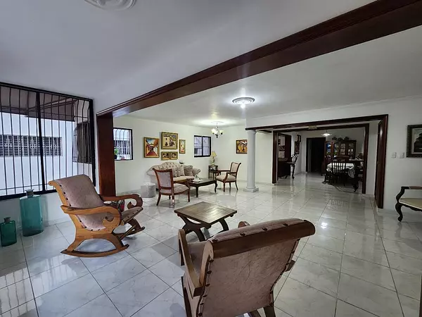 apartamentos - APARTAMENTO EN VENTA  URB. REAL  5