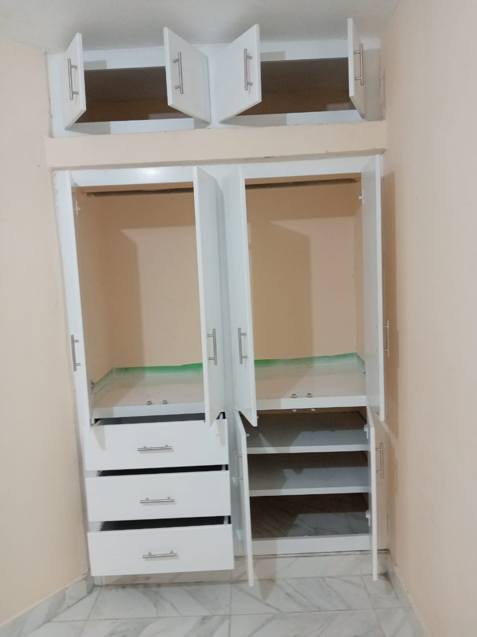 muebles y colchones - Puertas de closet en blanco  2