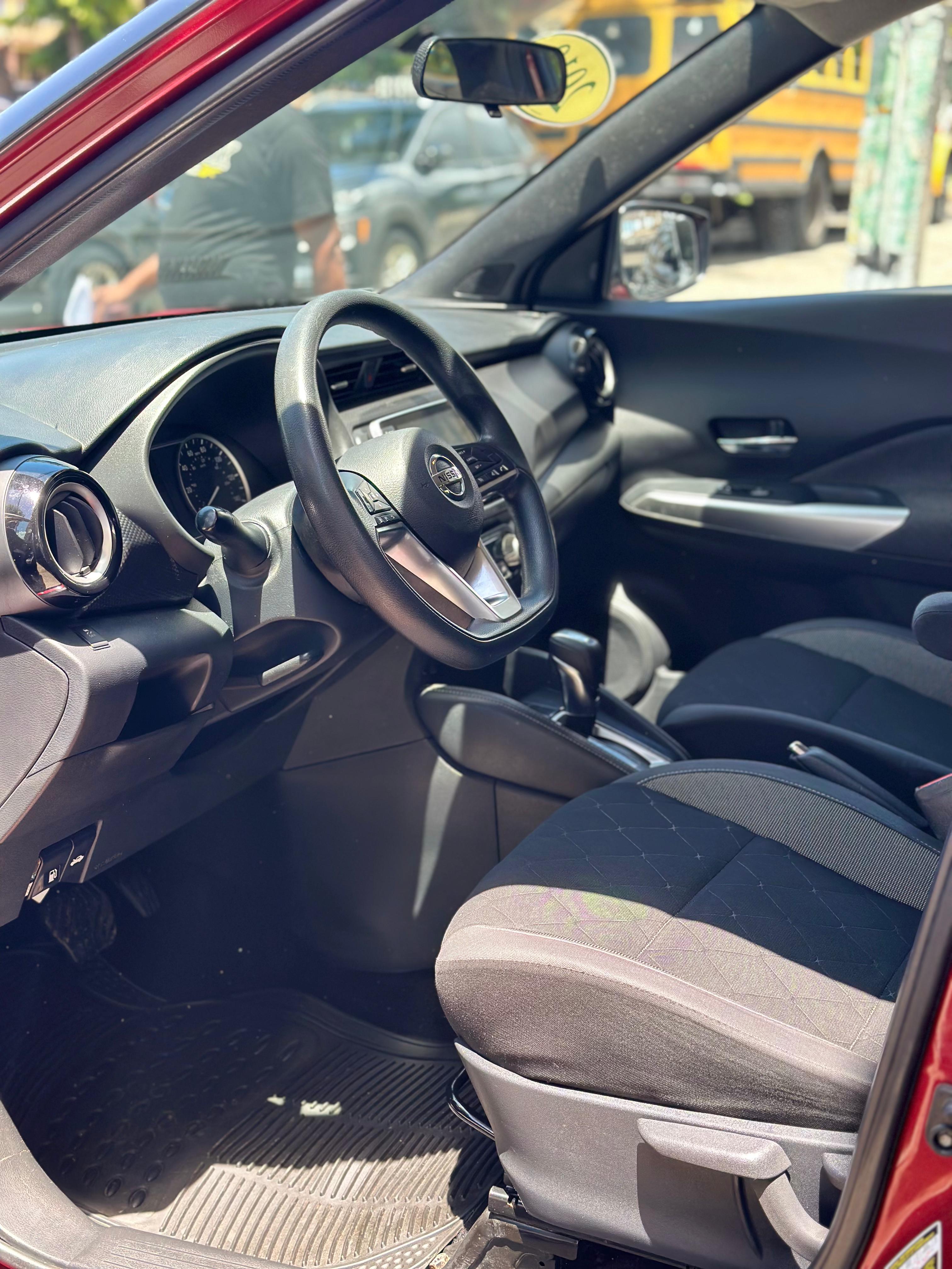 jeepetas y camionetas - 2019 NISSAN KICKS SV CLEAN AMERICANA 7