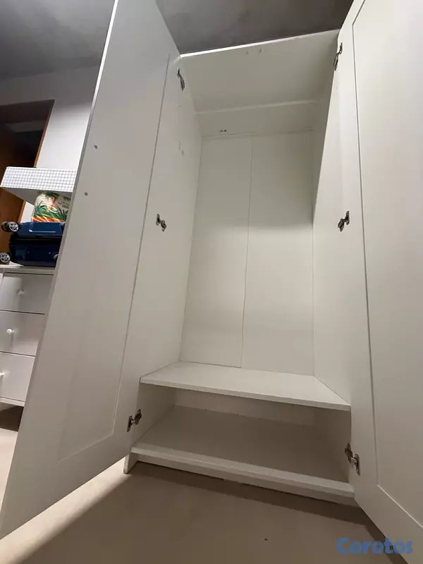 muebles y colchones - Closet BRIMNES tres puerta  4