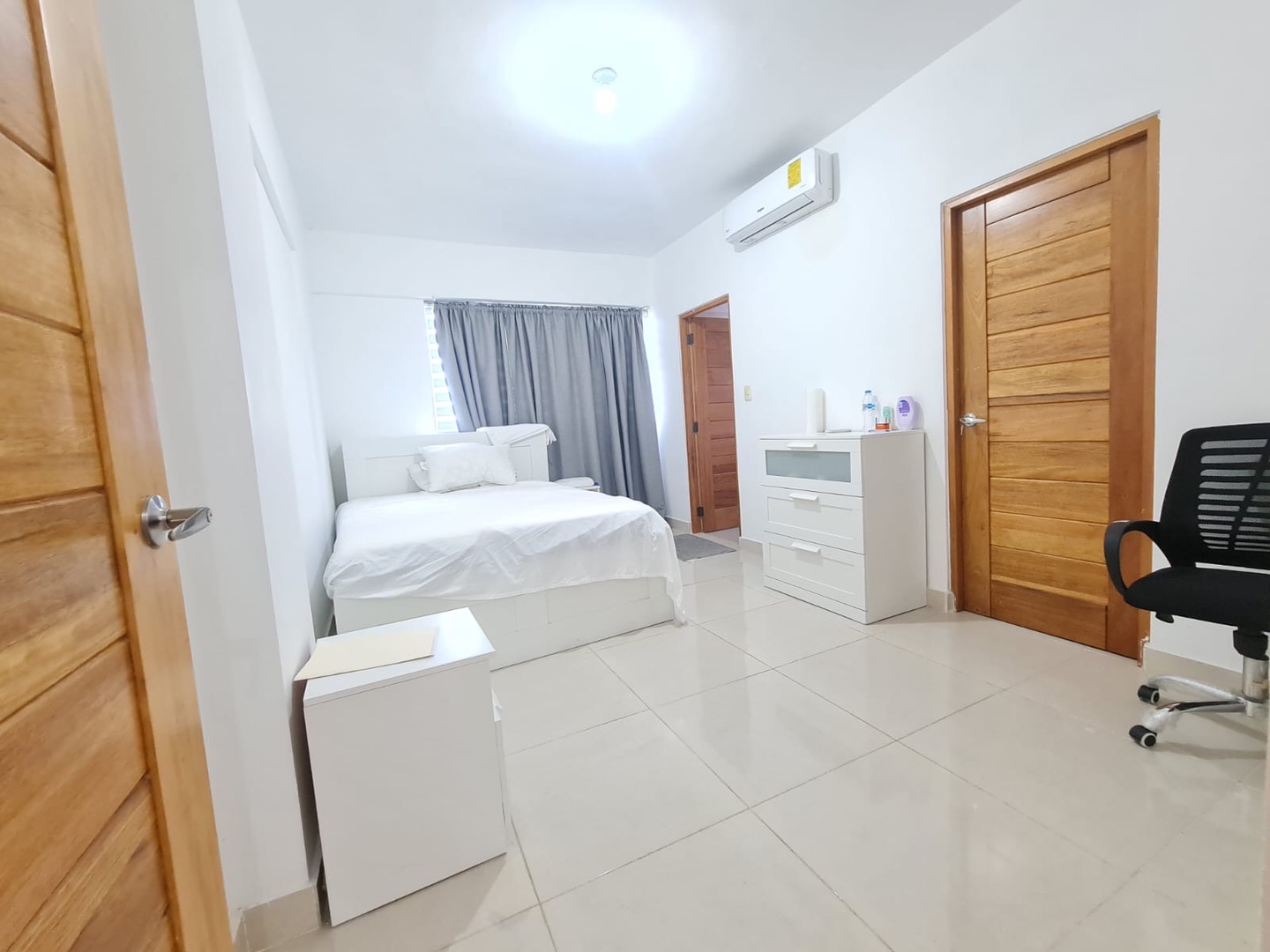 apartamentos - Vendo independencia cacique tipo Ph tres habitaciones 3.5 baños dos parqueos ter 6