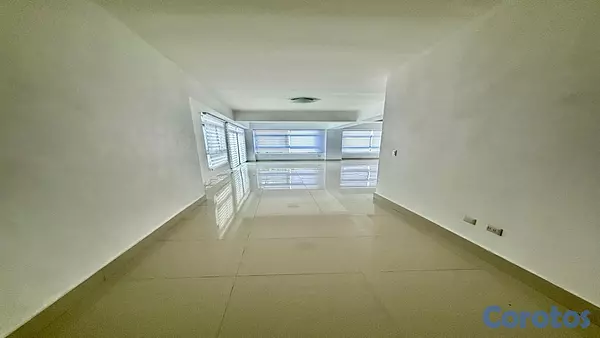 apartamentos - Alquiler de Apartamento de 3 Habitaciones (Linea blanca) Av. Sarasota. 2