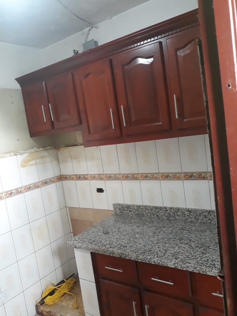muebles y colchones - Gabinetes de pared 