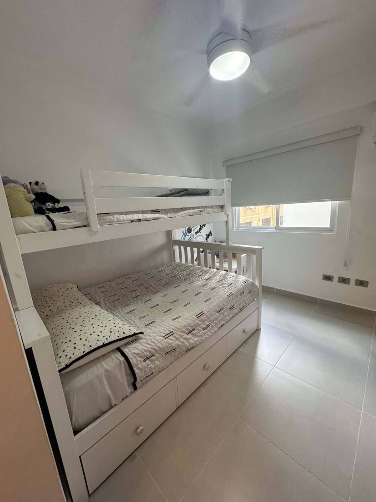 apartamentos - ALQUILO Piso 2 En Evaristo Morales Amueblado Full  9