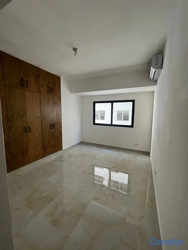 apartamentos - Apartamento con Linea Blanca en Naco 3