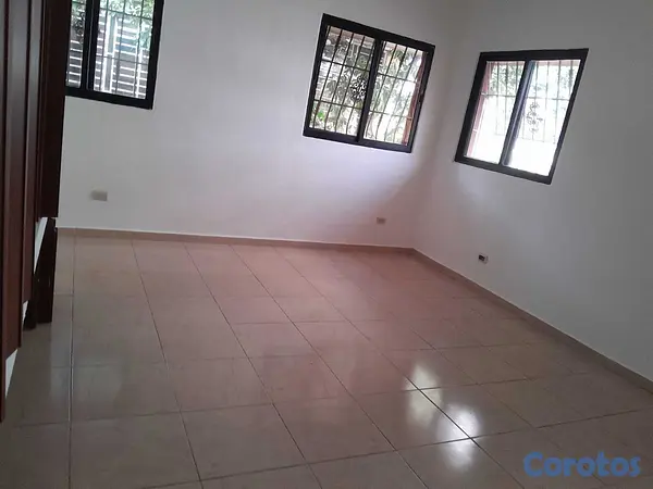 casas - Casa Amplia con Anexo Independiente – ¡Oportunidad 16