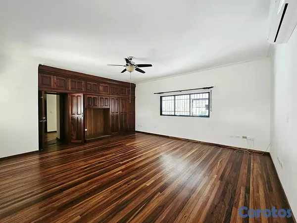 casas - Alquiler De Casa Residencial en ensanche Paraiso 13