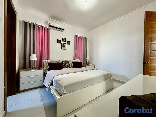casas - Casa de lujo en Brisa Oriental, Aut. San Isidro. O 16