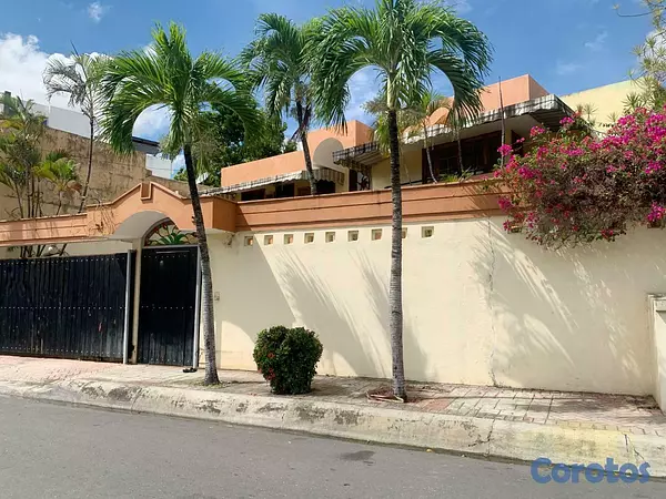 casas - Propiedad  comercial en venta  3