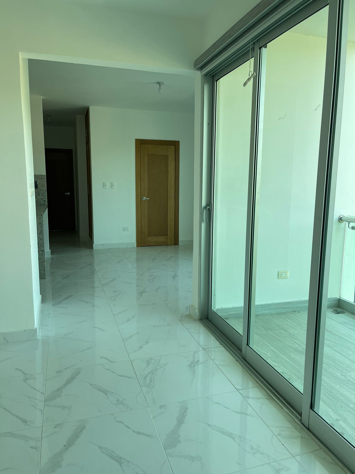 apartamentos - Apartamento en Torre con Area Social, Urb. Thomen 3