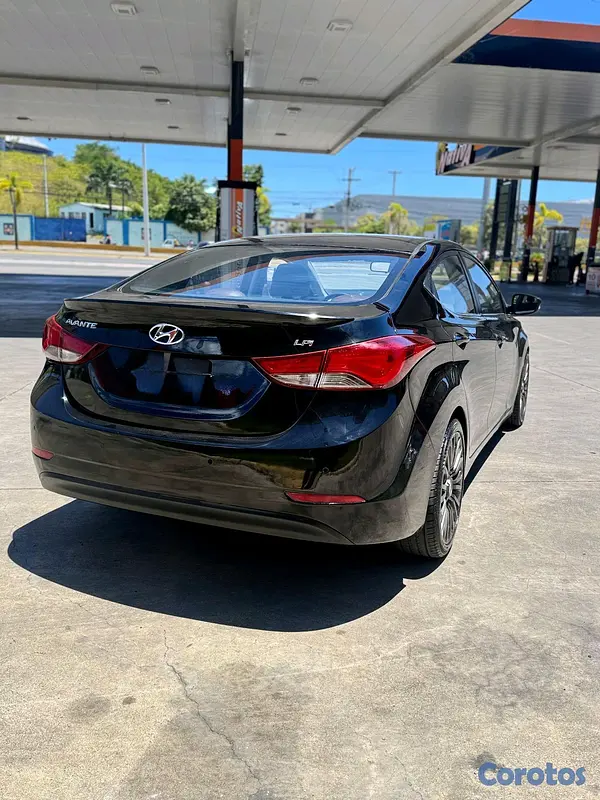 carros - HYUNDAI AVANTE 2014 8